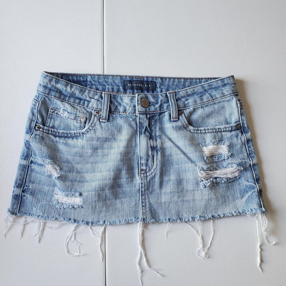 Aeropostale Denim Mini Micro Skirt junior 4 Blue Distressed Raw Hem Low Rise Y2K